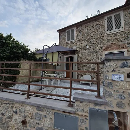 Un Posto Tranquillo Hébergement de vacances Corsanico-Bargecchia